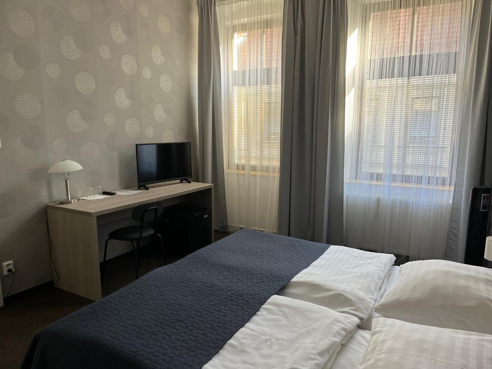 Hotel U Dvou Medvidku Chomutov Extérieur photo